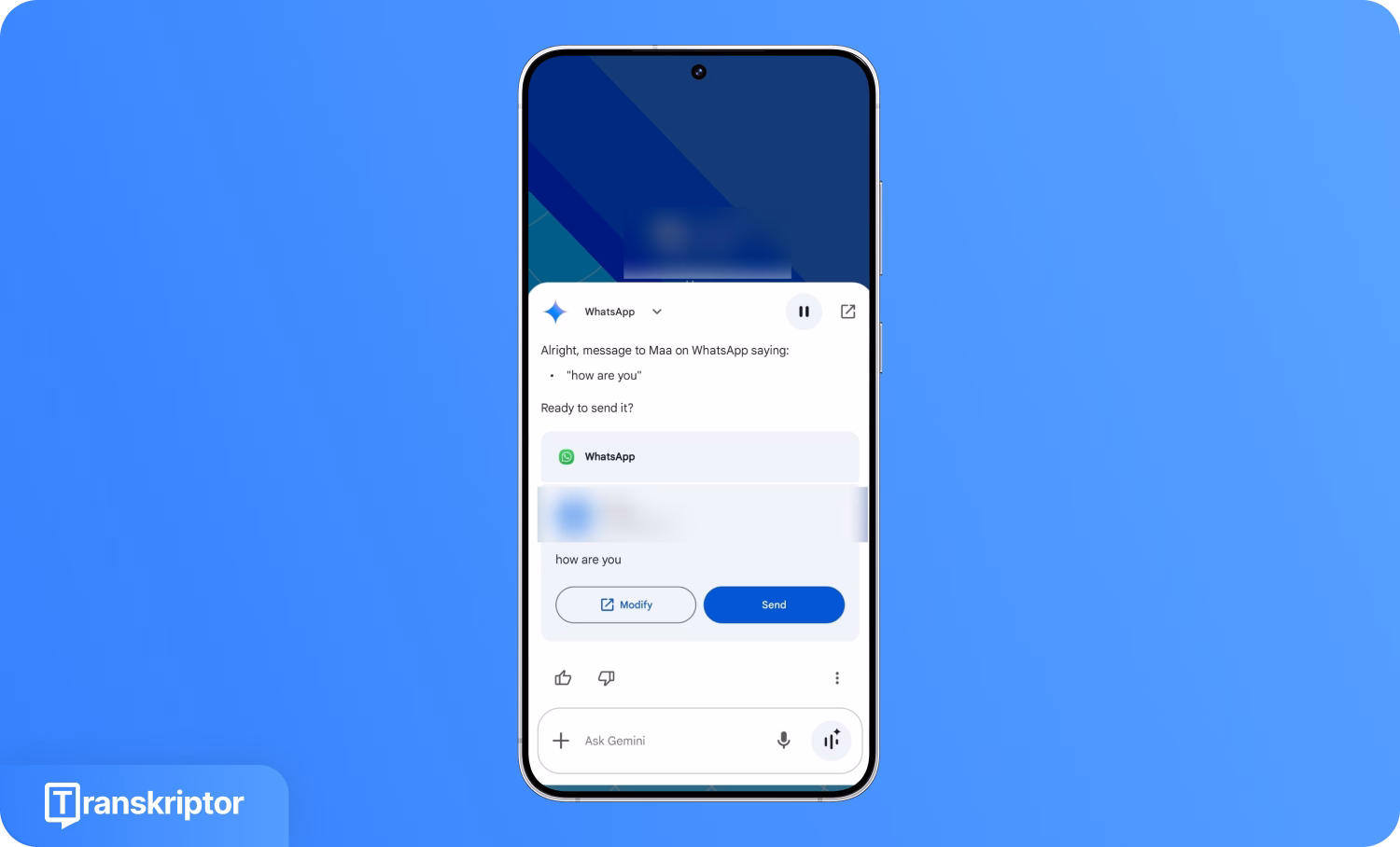WhatsApp žinutės diktavimas naudojant Transkriptor išmaniojo telefono ekrane.