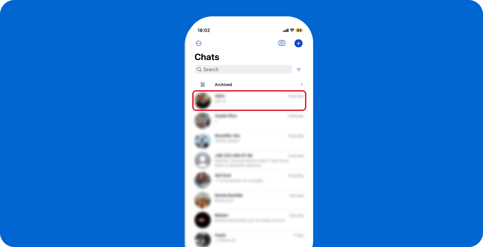 Ekran czatu WhatsApp pokazujący przegląd rozmów, gotowy do interakcji użytkownika i dyktowania.